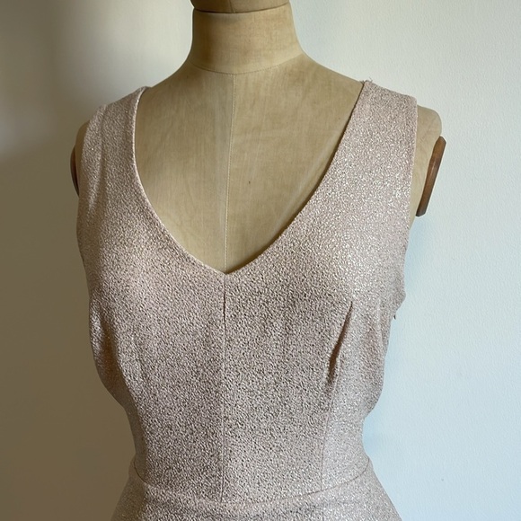 F21 Pink Champagne Dress Medium Open Back Mini Metallic Sparkly NYE Wedding - Picture 4 of 16